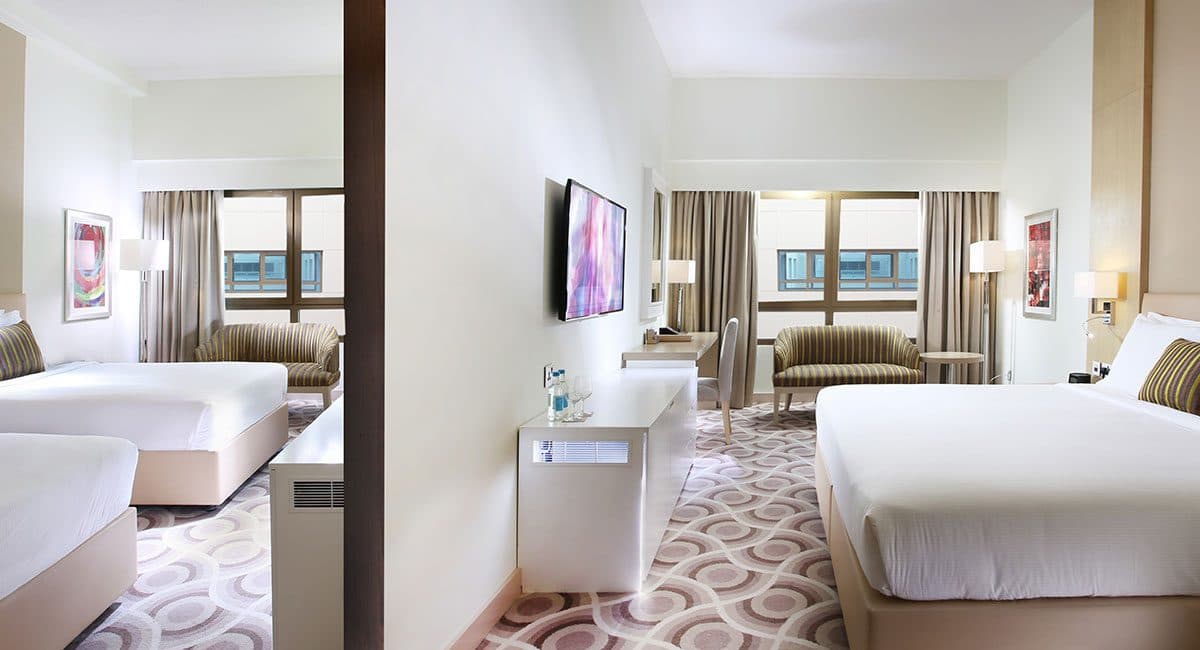 Metropolitan Hotel Dubai — photo 3