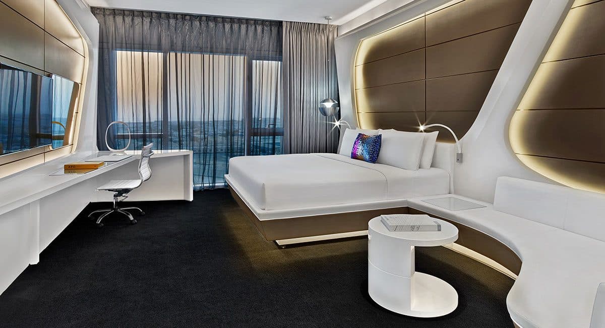 V Hotel Dubai, Curio Collection by Hilton — photo 2